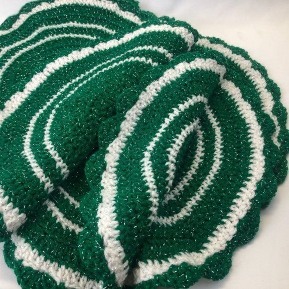 Green White Knitted Classic Washable Table Mate - Picture 2 of 7